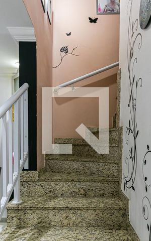Apartamento à venda com 80m², 2 quartos e 1 vaga Apartamento à venda com 80m², 2 quartos e 1 vagaCorredor