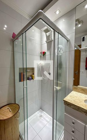 Casa de condomínio à venda com 40m², 2 quartos e 1 vaga Casa de condomínio à venda com 40m², 2 quartos e 1 vagaBanheiro