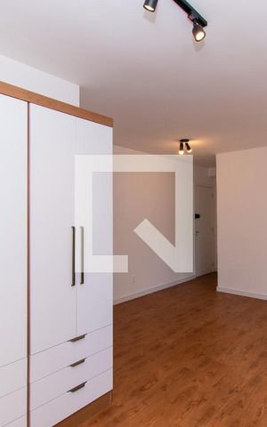 Studio para alugar com 45m², 1 quarto e sem vaga Studio para alugar com 45m², 1 quarto e sem vagaStudio