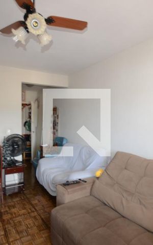 Apartamento à venda com 70m², 2 quartos e 1 vagaSala