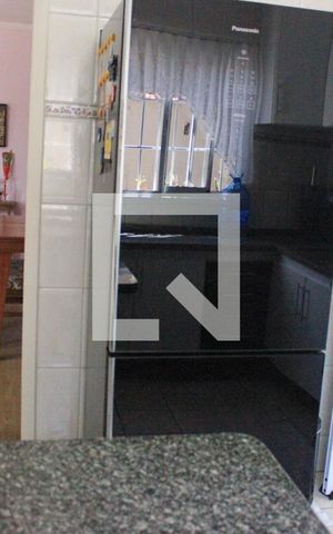 Casa à venda com 150m², 4 quartos e 2 vagasCozinha