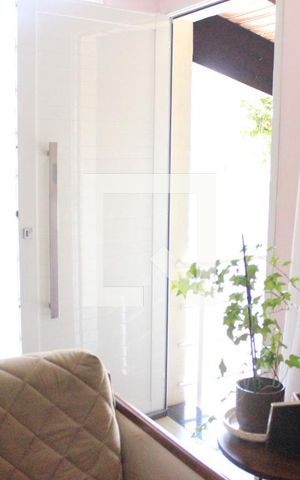 Casa à venda com 150m², 4 quartos e 2 vagasSala do imóvel