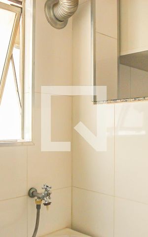 Apartamento à venda com 60m², 2 quartos e 1 vaga Apartamento à venda com 60m², 2 quartos e 1 vagaÁrea de Serviço