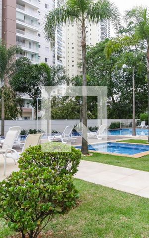 Apartamento para alugar com 125m², 3 quartos e 2 vagasÁrea comum - Piscina