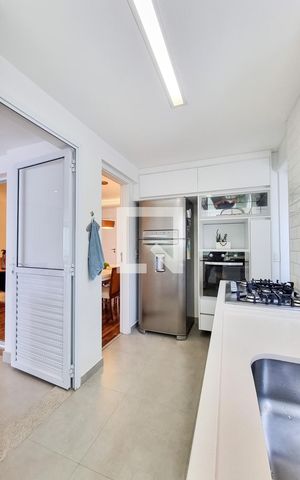 Apartamento para alugar com 125m², 3 quartos e 2 vagasCozinha/ Área de Serviço