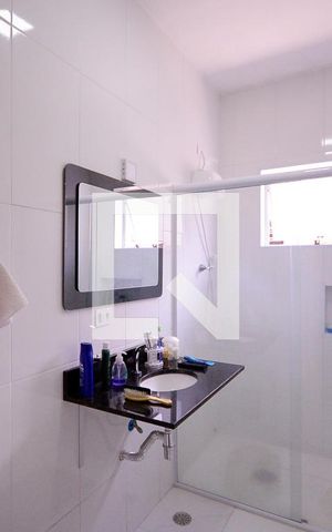 Casa à venda com 140m², 3 quartos e 1 vaga Casa à venda com 140m², 3 quartos e 1 vagaBanheiro Social