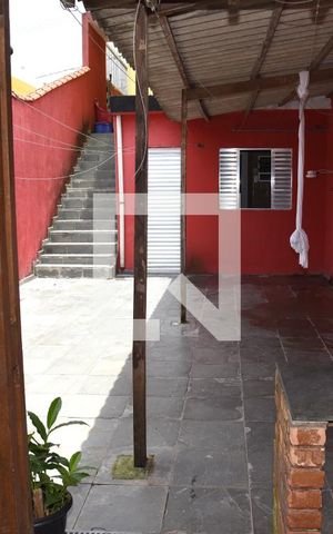 Casa à venda com 150m², 2 quartos e 2 vagasQuintal