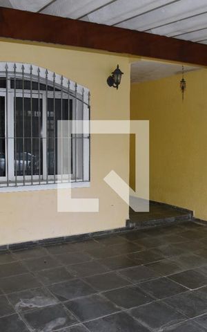 Casa à venda com 150m², 2 quartos e 2 vagasGaragem