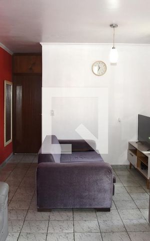 Casa à venda com 150m², 2 quartos e 2 vagasSala