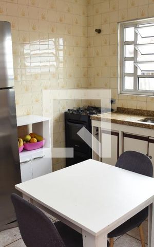 Casa à venda com 150m², 2 quartos e 2 vagasCozinha