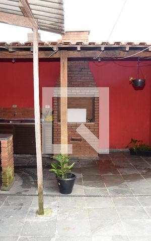 Casa à venda com 150m², 2 quartos e 2 vagasQuintal