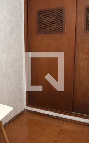 Casa à venda com 150m², 2 quartos e 2 vagasQuarto de Serviço