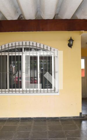 Casa à venda com 150m², 2 quartos e 2 vagasGaragem