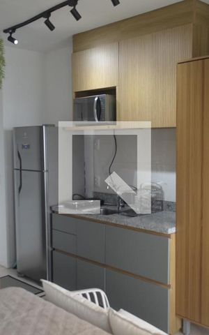 Studio para alugar com 25m², 1 quarto e 1 vaga Studio para alugar com 25m², 1 quarto e 1 vagaCozinha