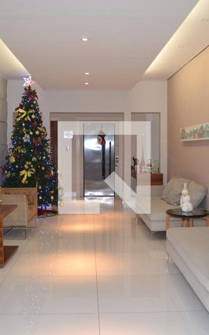 Apartamento à venda com 220m², 3 quartos e 4 vagasÁrea comum