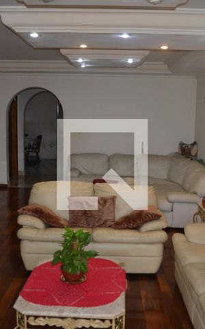 Apartamento à venda com 220m², 3 quartos e 4 vagasSala