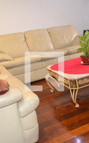Apartamento à venda com 220m², 3 quartos e 4 vagasSala