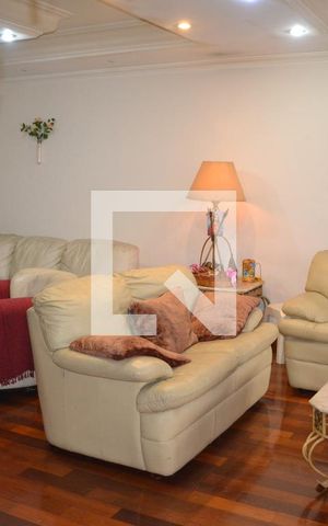 Apartamento à venda com 220m², 3 quartos e 4 vagasSala