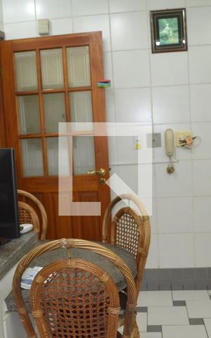 Apartamento à venda com 220m², 3 quartos e 4 vagasCozinha