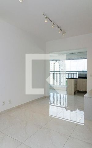 Apartamento à venda com 72m², 2 quartos e 1 vaga Apartamento à venda com 72m², 2 quartos e 1 vagaSala