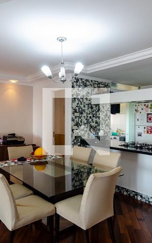 Apartamento à venda com 106m², 3 quartos e 2 vagas Apartamento à venda com 106m², 3 quartos e 2 vagasSala