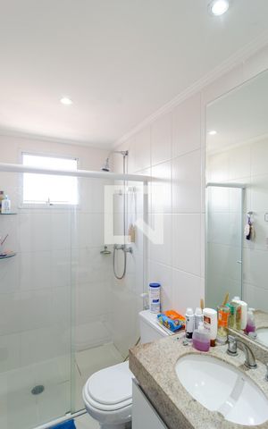 Apartamento à venda com 106m², 3 quartos e 2 vagas Apartamento à venda com 106m², 3 quartos e 2 vagasBanheiro da Suíte