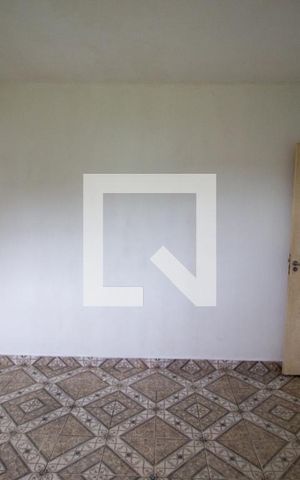 Casa para alugar com 56m², 1 quarto e sem vaga Casa para alugar com 56m², 1 quarto e sem vagaSala
