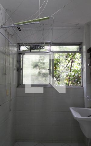 Apartamento à venda com 87m², 2 quartos e 1 vagaÁrea de serviço