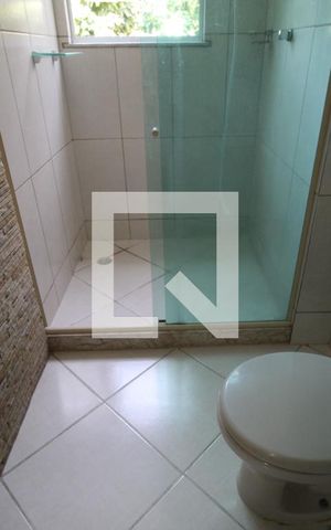 Apartamento à venda com 87m², 2 quartos e 1 vagaBanheiro do corredor