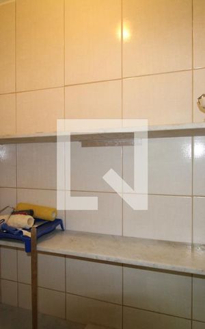 Apartamento à venda com 87m², 2 quartos e 1 vagaÁrea de serviço - Banheiro convertido em despensa. Pode voltar a ser banheiro.
