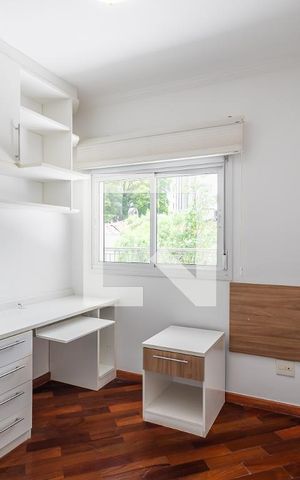 Apartamento para alugar com 97m², 2 quartos e 2 vagasQuarto