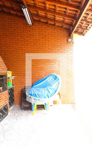 Casa à venda com 280m², 3 quartos e 4 vagas Casa à venda com 280m², 3 quartos e 4 vagasespaço goumer