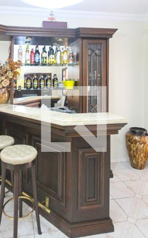 Casa à venda com 280m², 3 quartos e 4 vagas Casa à venda com 280m², 3 quartos e 4 vagasBar da Sala