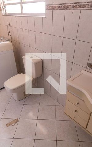 Casa à venda com 132m², 2 quartos e 2 vagas Casa à venda com 132m², 2 quartos e 2 vagasBanheiro da Suíte 1