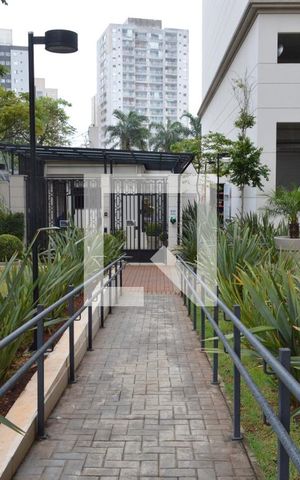 Apartamento à venda com 50m², 2 quartos e 1 vagaFachada e portaria
