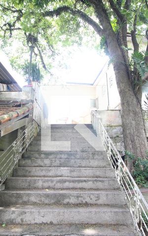 Casa à venda com 1330m², 3 quartos e 8 vagasÁrea externa