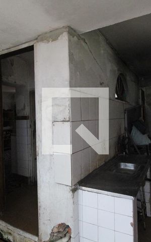 Casa à venda com 1330m², 3 quartos e 8 vagasSalão