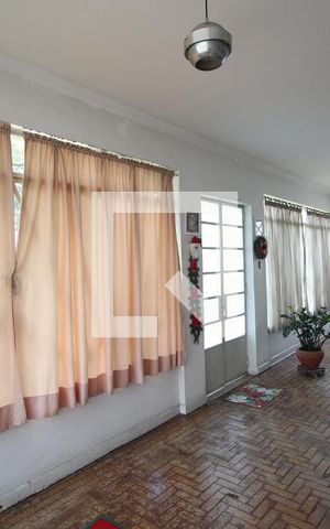 Casa à venda com 1330m², 3 quartos e 8 vagasHall de entrada