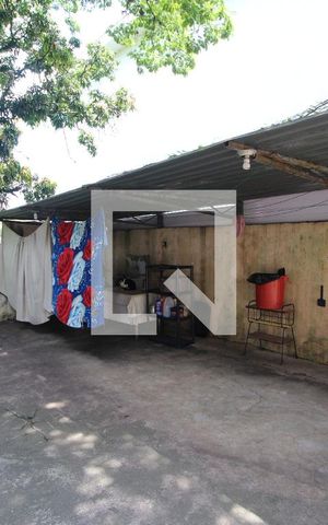 Casa à venda com 1330m², 3 quartos e 8 vagasGaragem