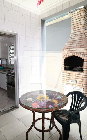 Casa à venda com 150m², 3 quartos e 2 vagasÁrea de Serviço Gourmet