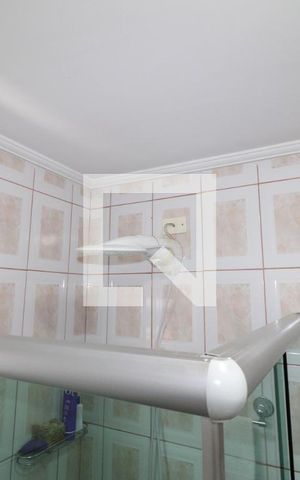 Casa à venda com 150m², 3 quartos e 2 vagasBanheiro da Suíte