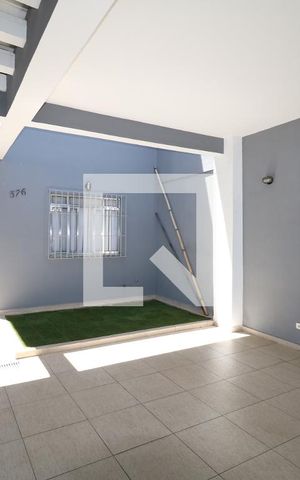 Casa à venda com 150m², 3 quartos e 2 vagasGaragem