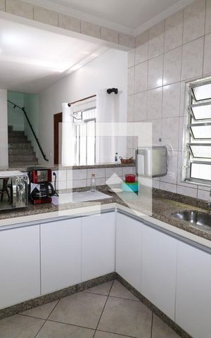 Casa à venda com 150m², 3 quartos e 2 vagasCozinha
