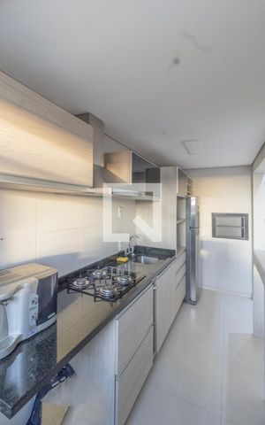Apartamento à venda com 72m², 2 quartos e 1 vagaCozinha e Área de Serviço