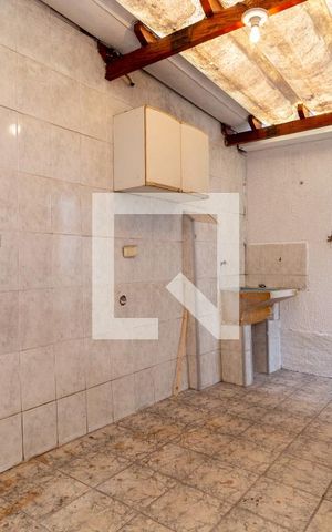 Casa à venda com 200m², 4 quartos e 3 vagas Casa à venda com 200m², 4 quartos e 3 vagasÁrea de Serviço