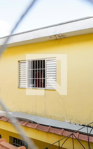 Casa à venda com 150m², 3 quartos e 2 vagas Casa à venda com 150m², 3 quartos e 2 vagasVista da suíte