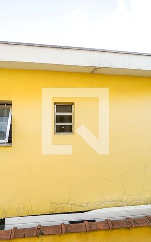 Casa à venda com 150m², 3 quartos e 2 vagas Casa à venda com 150m², 3 quartos e 2 vagasVista do quarto 02