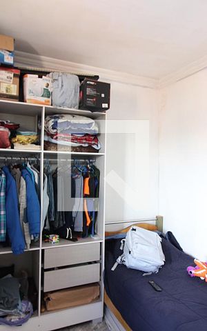Casa à venda com 256m², 4 quartos e 3 vagasSuíte 2