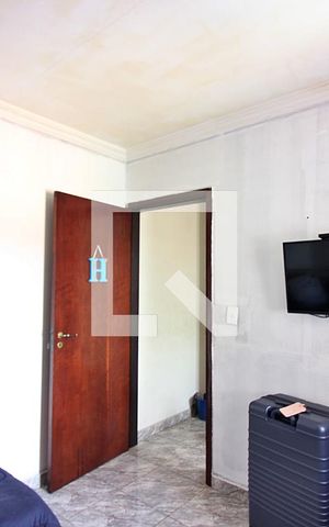 Casa à venda com 256m², 4 quartos e 3 vagasSuíte 2