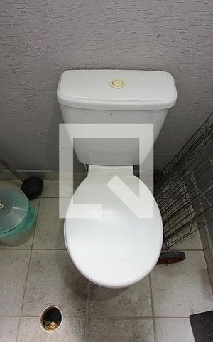 Casa à venda com 256m², 4 quartos e 3 vagasLavabo 2 